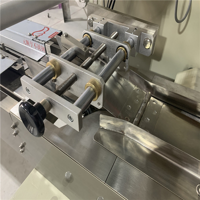 High speed 150 pcs/min medical mask packaging machine face mask packaging machine fully automatic